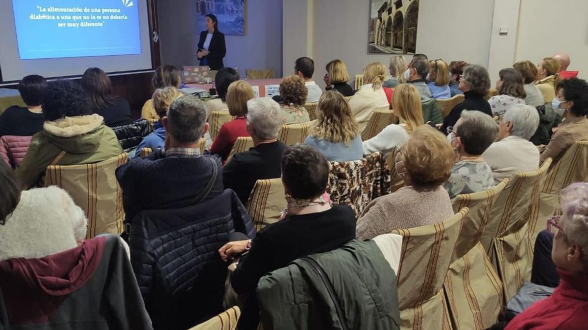 La ponente Alba Donado, en el Parador de Benavente. | E. P.