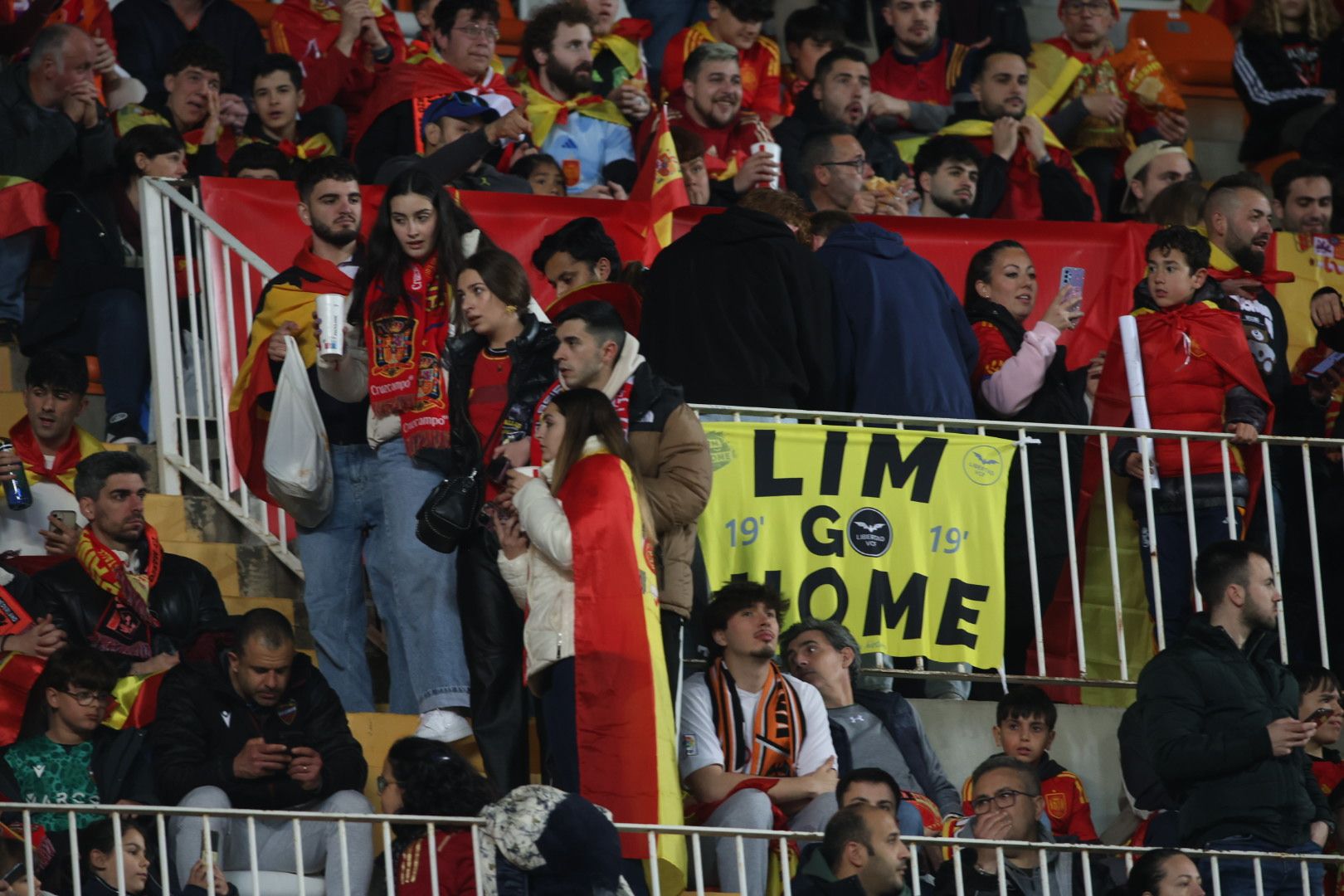 España - Países Bajos: Búscate en la grada de Mestalla