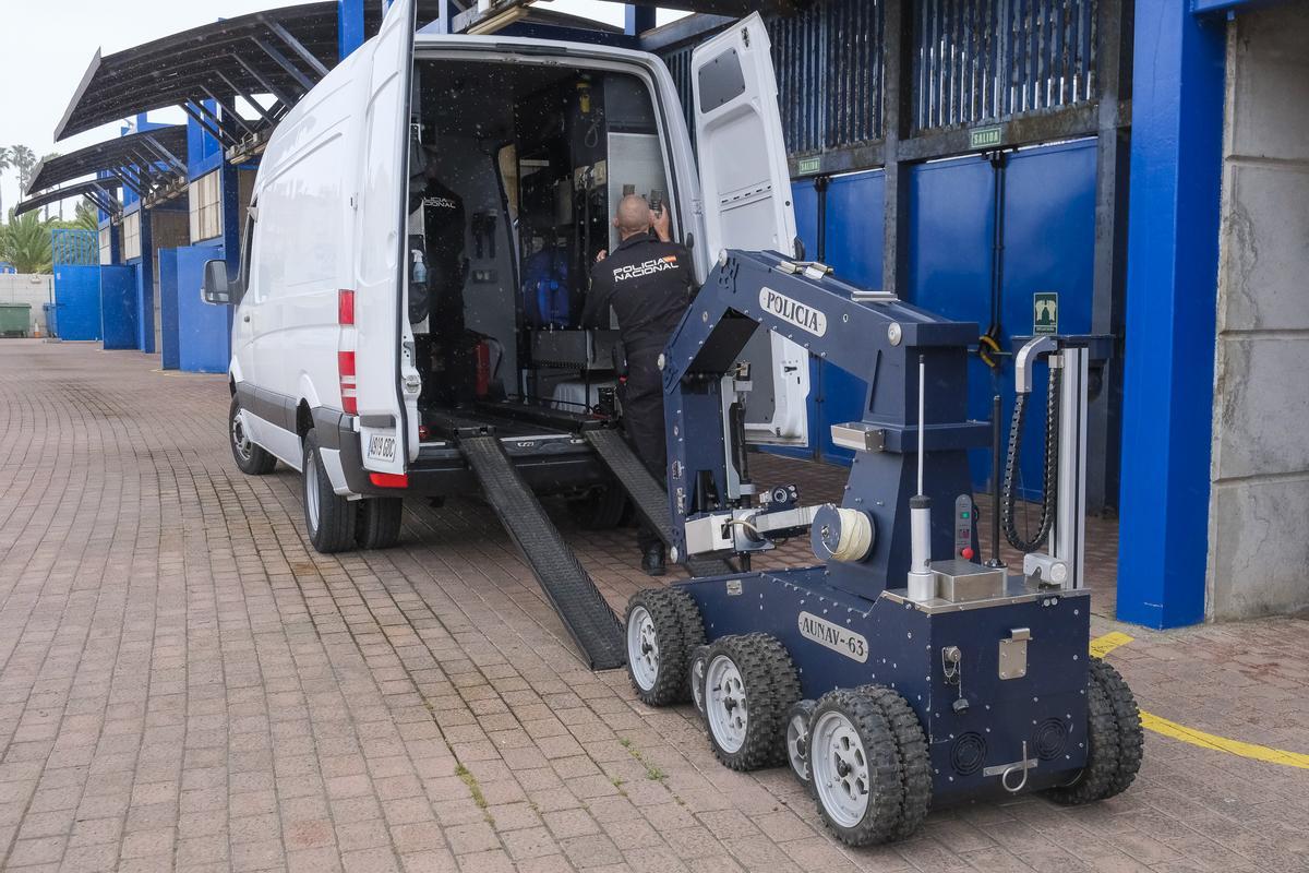 Un robot desactivador de explosivos de la Unidad TEDAX - NRBQ de la Policía Nacional.