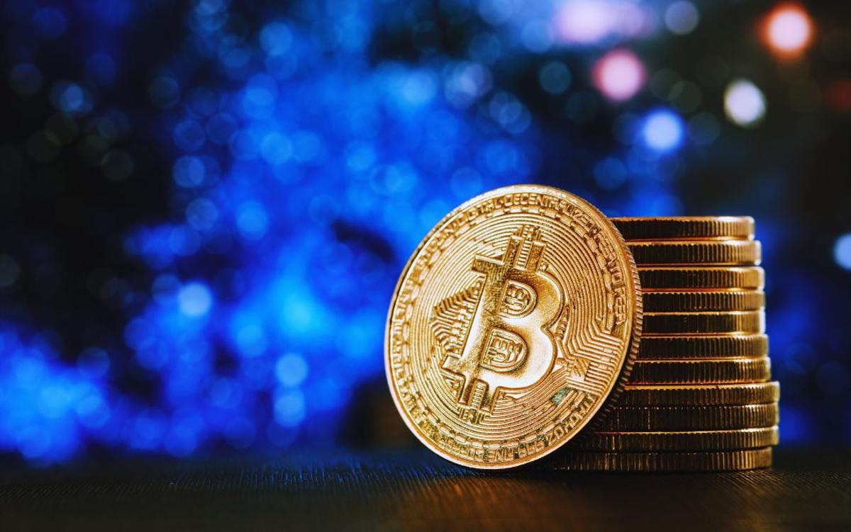 El bitcoin bate su récord histórico superando los 125.000 dólares