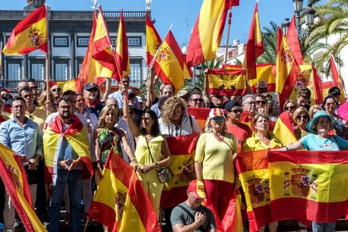 Concentración por la unidad de España en Santa Ana