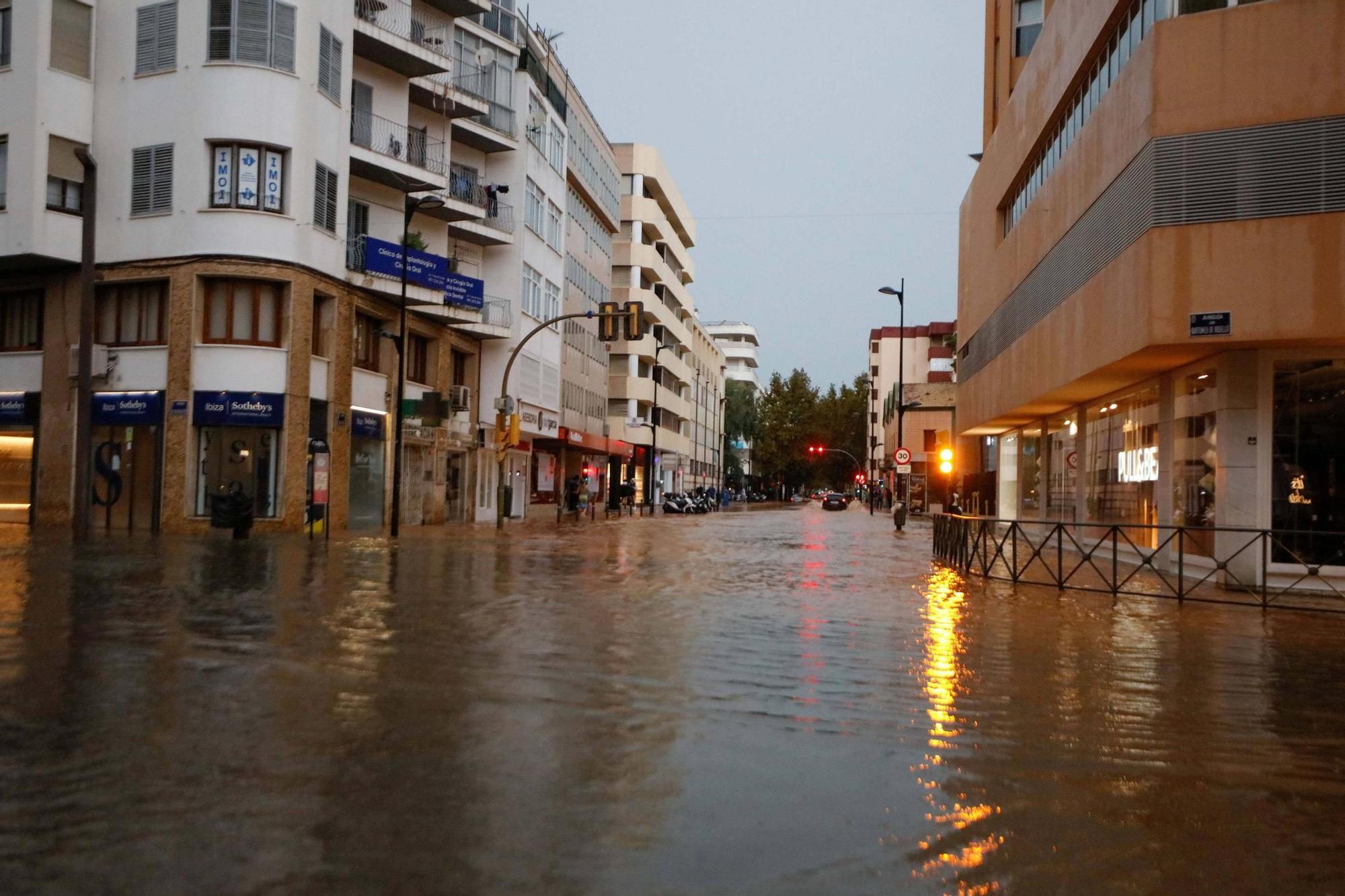Las imágenes de la dana 'Alice' en la tarde del sábado en Ibiza