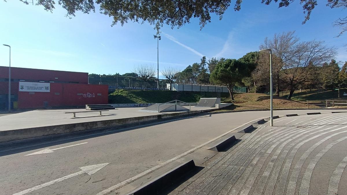 La xona esportiva amb parc skate