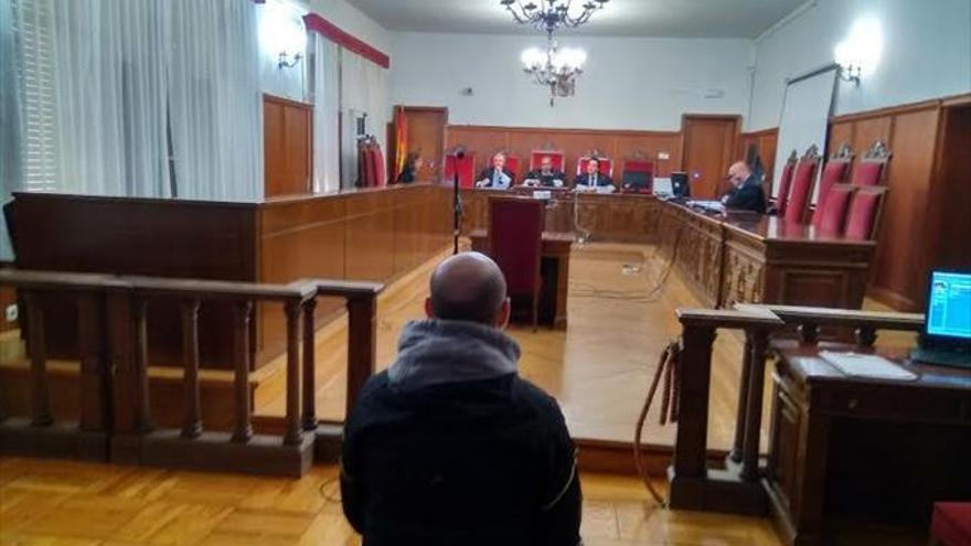 Condenado a 3 años por venta de droga en un local público