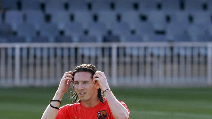 Leo Messi va entrenar amb normalitat i va entrar a la convocatòria.