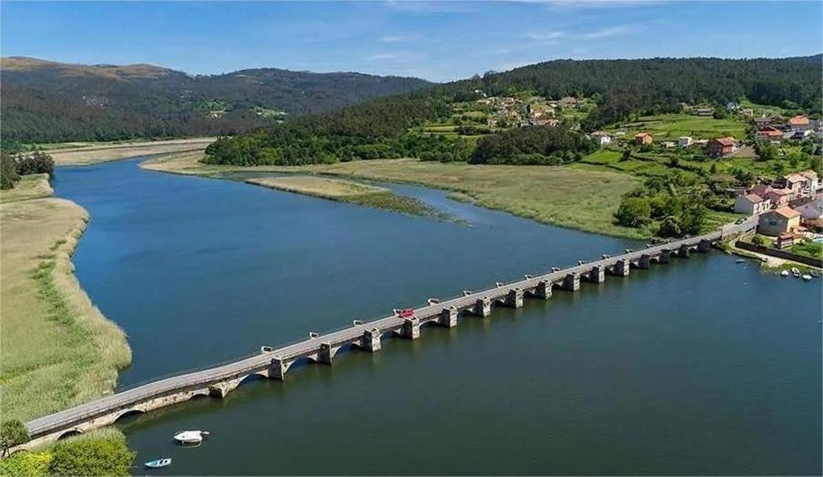 Panorámica do concello de Outes.