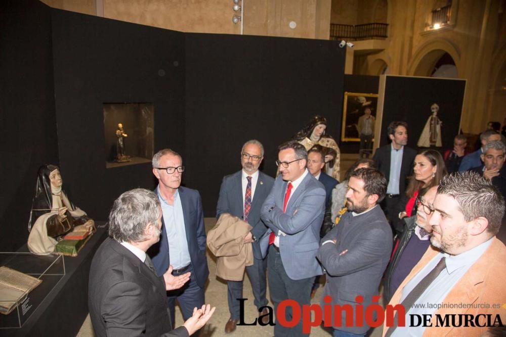 El Ministro de Cultura visita la exposición 'Místi