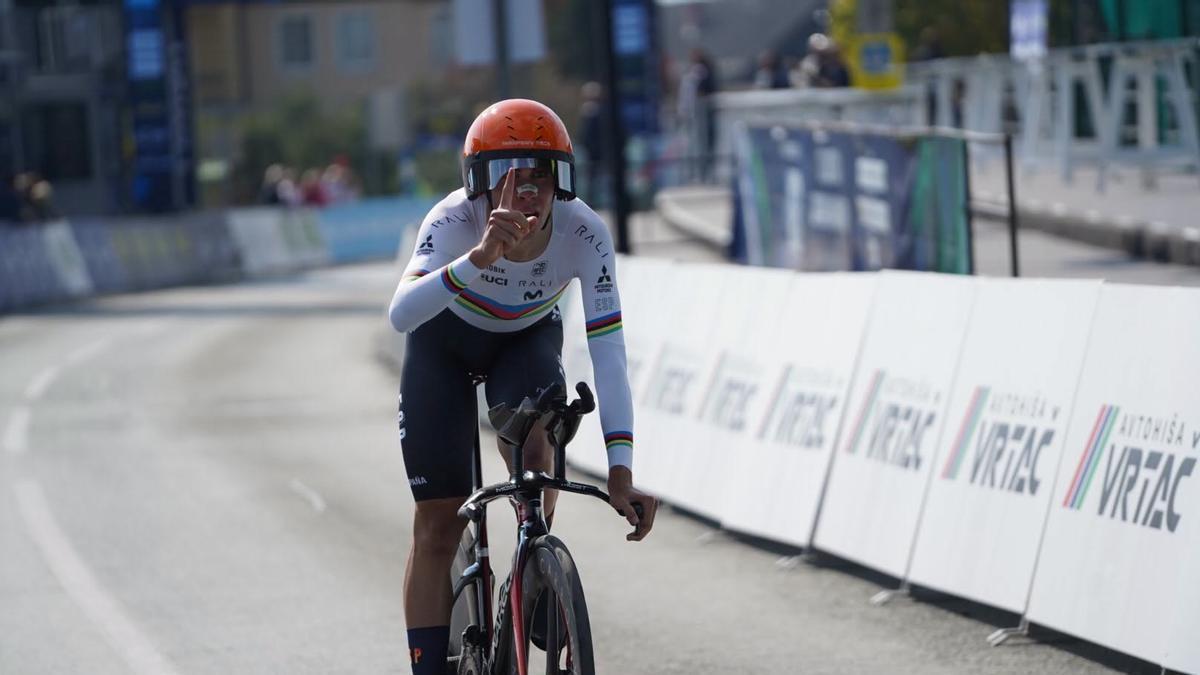 Benjamín Noval Wins Junior European Time Trial Championship