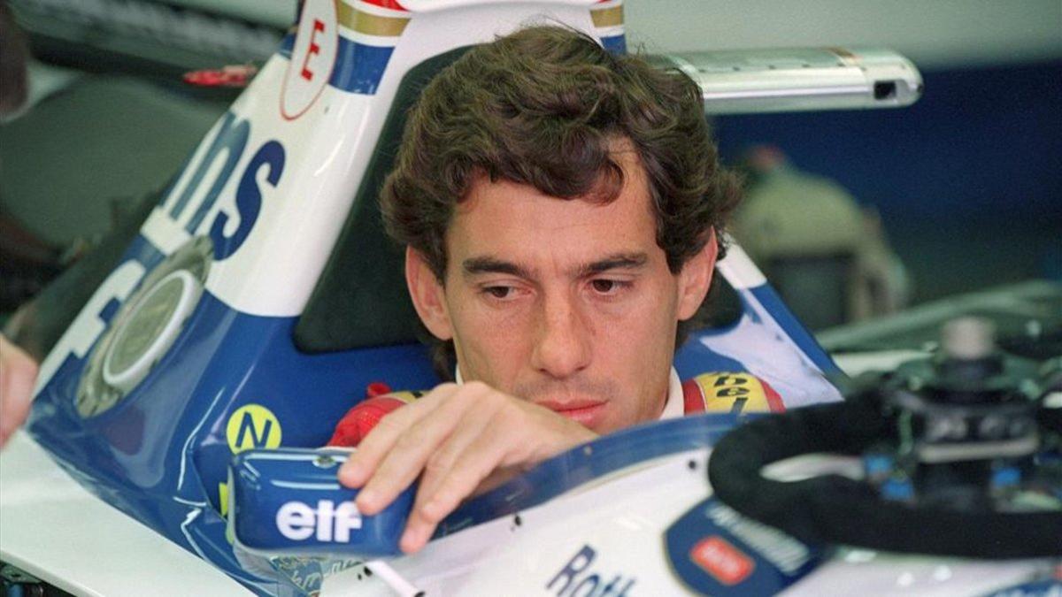 Ayrton Senna, antes de empezar la carrera que le costó la vida