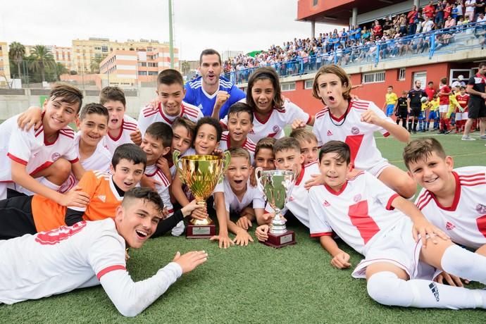 Finales de la Copa de Campeones Alevines. Final Huracan - San Fernando (Preferente)  | 16/06/2019 | Fotógrafo: Tony Hernández