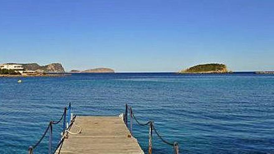 Desde el muelle de es Canar.