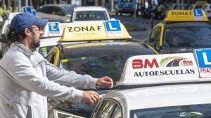 L’examen pràctic de conduir suma sis mesos d’espera a Catalunya