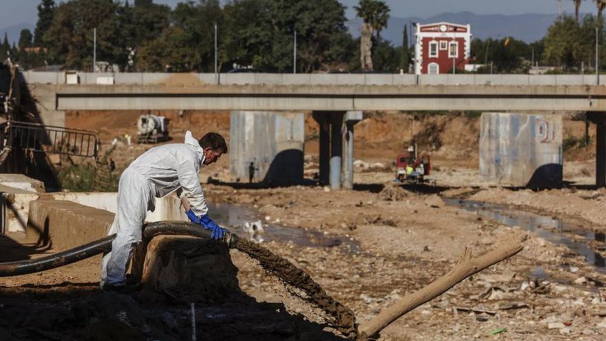 Devastación tras las inundaciones de la dana, en Valencia. | | R. S.