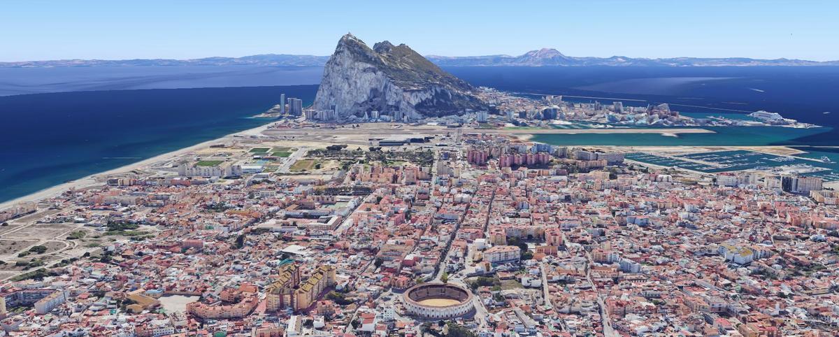 Imagen de La Línea de la Concepción y Gibraltar. Al fondo, Marruecos.