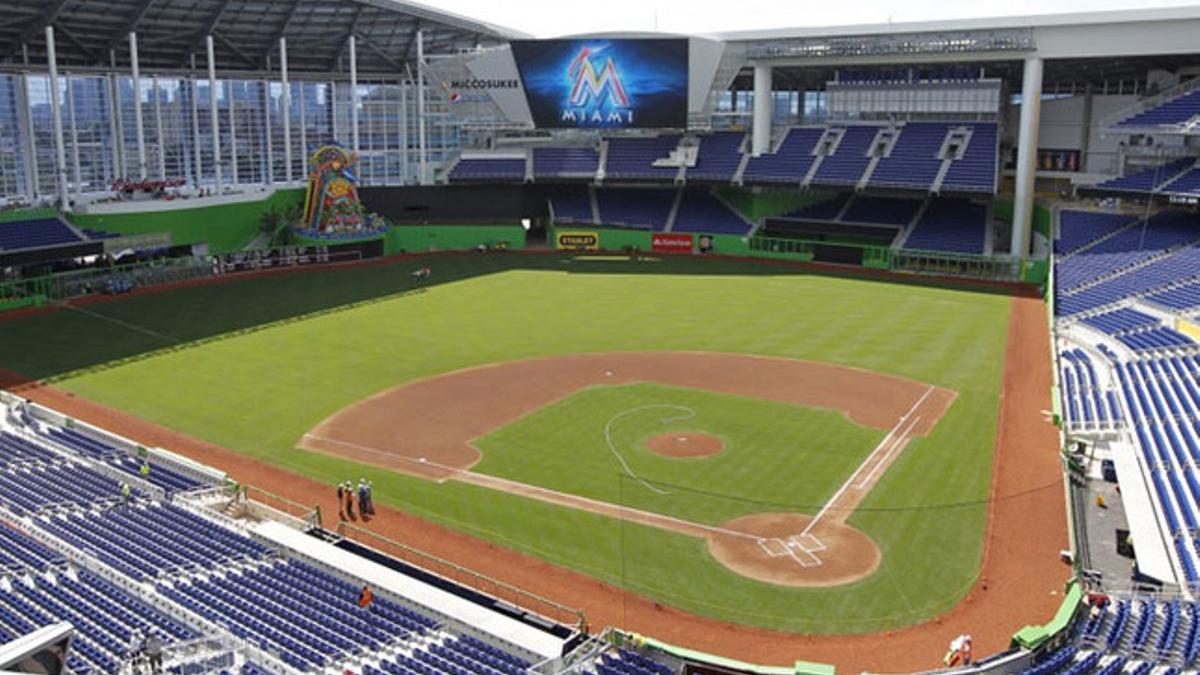 El Marlins Park acogerá el Clásico de Leyendas entre Barça y Madrid.