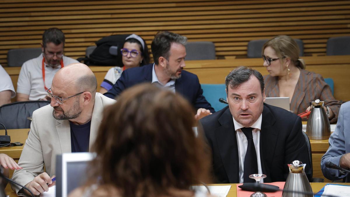 El portavoz adjunto de Vox en las Corts, David Muñoz, en la Comisión de Hacienda del 15 de julio.