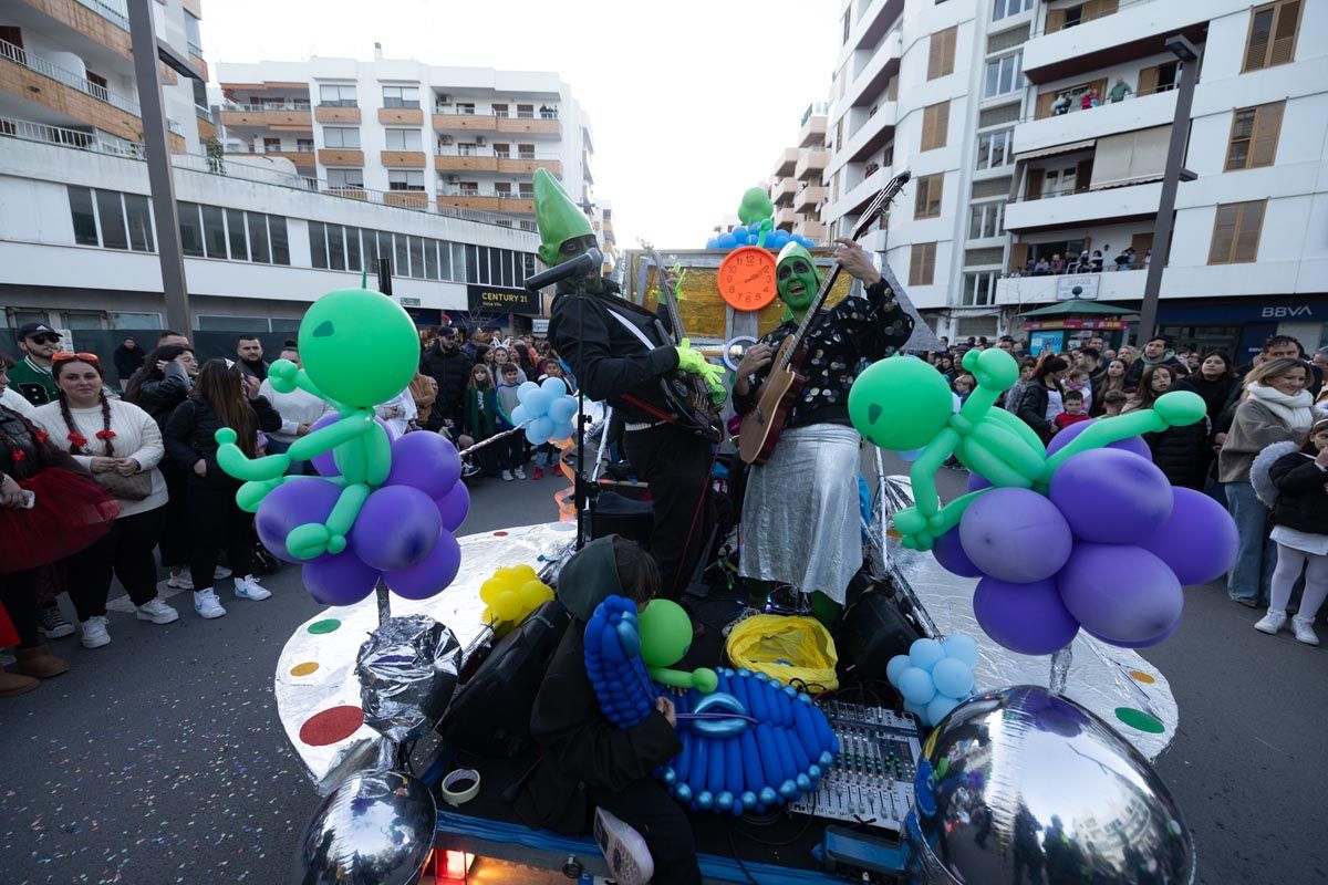 Mira aquí todas las imágenes de la rúa de Carnaval de Ibiza