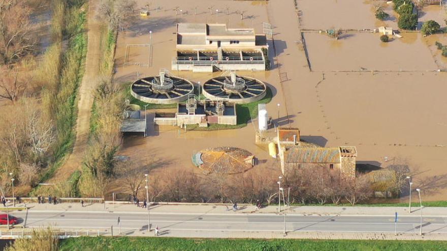 Estat en el qual va quedar la planta potabilitzadora de Torroella de Montgrí, inundada pel desbordament del Ter durant el pas del temporal «Gloria»