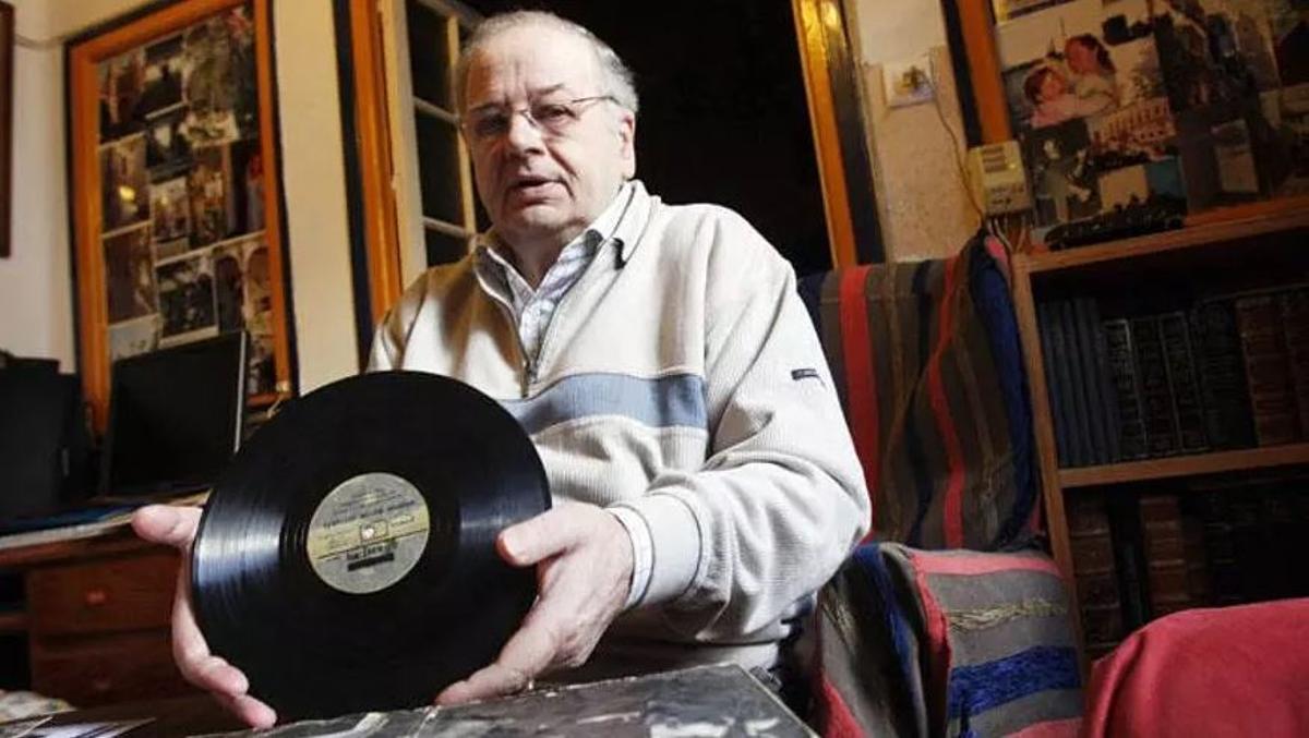 Enrique Lozano, en su casa de Málaga.