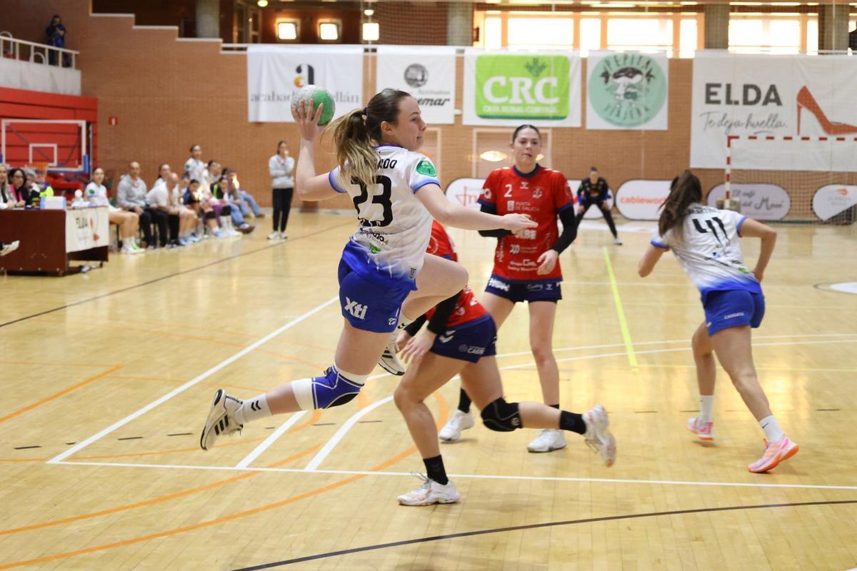 Imagen del partido entre Elda Prestigio y Porriño
