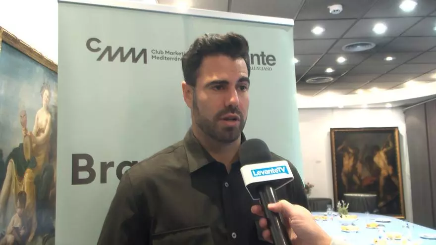 Ricardo Gómez, CEO de Desmarca Marketing