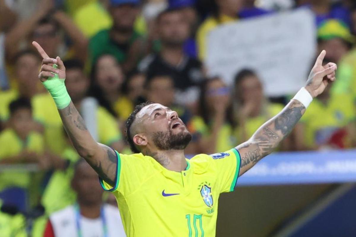 Neymar supera Pelé en la golejada del Brasil davant Bolívia