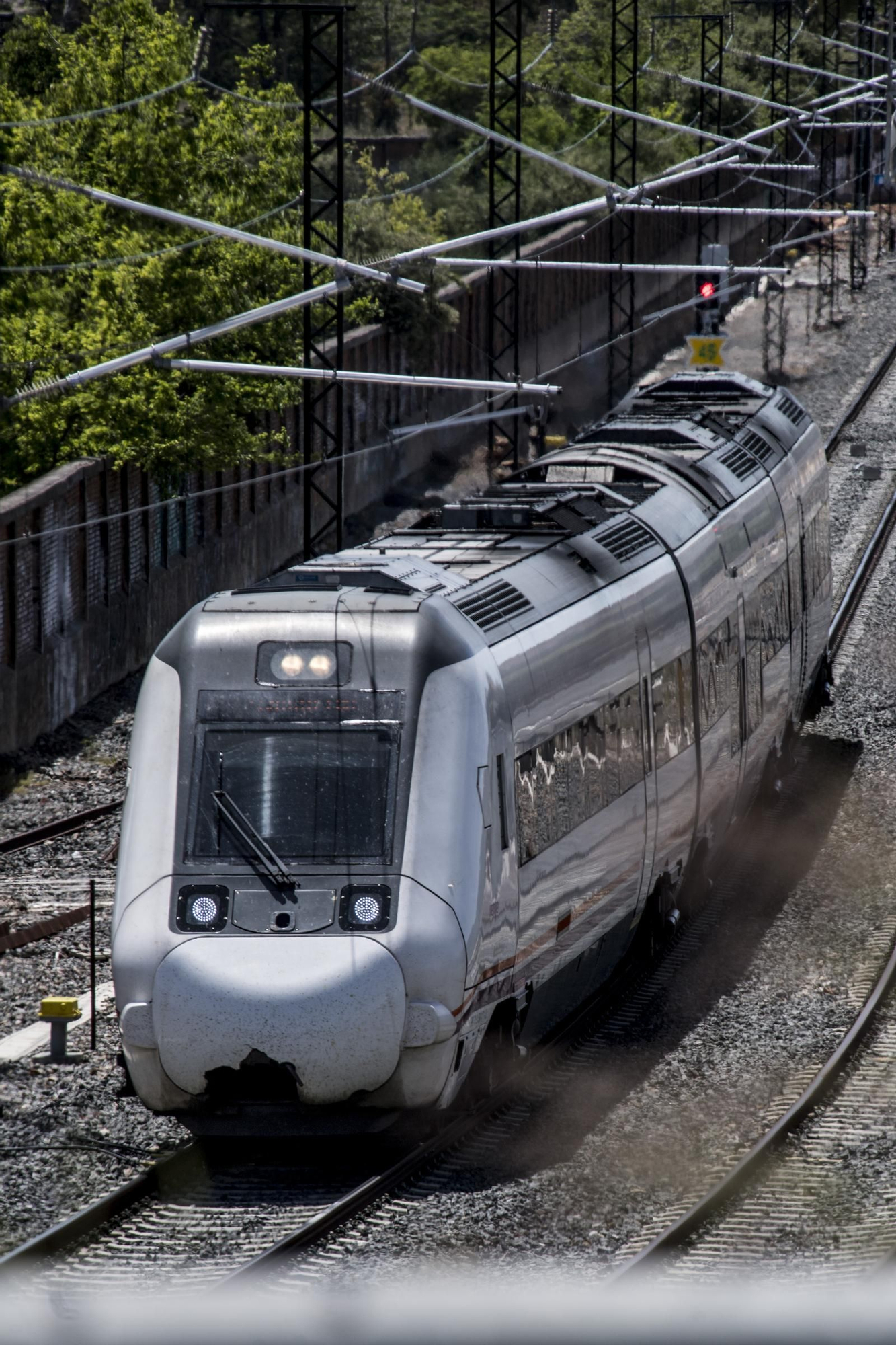 Galería | Trenes de media distancia llegan a Cáceres en imágenes de archivo