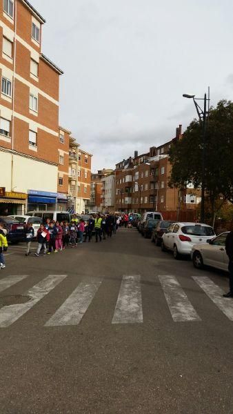 Marcha solidaria en San José Obrero