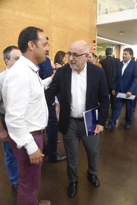 CANARIA. CABILDO INSULAR. LAS PALMAS DE GRAN CANARIA. Firma del pacto de Gobierno del Cabildo de Gran Canaria y presentación de las líneas estratégicas de trabajo. Fotos: Juan Castro  | 26/07/2019 | Fotógrafo: Juan Carlos Castro