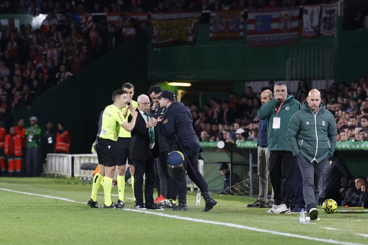 El partido entre el Racing de Santander y el Sporting, en imágenes