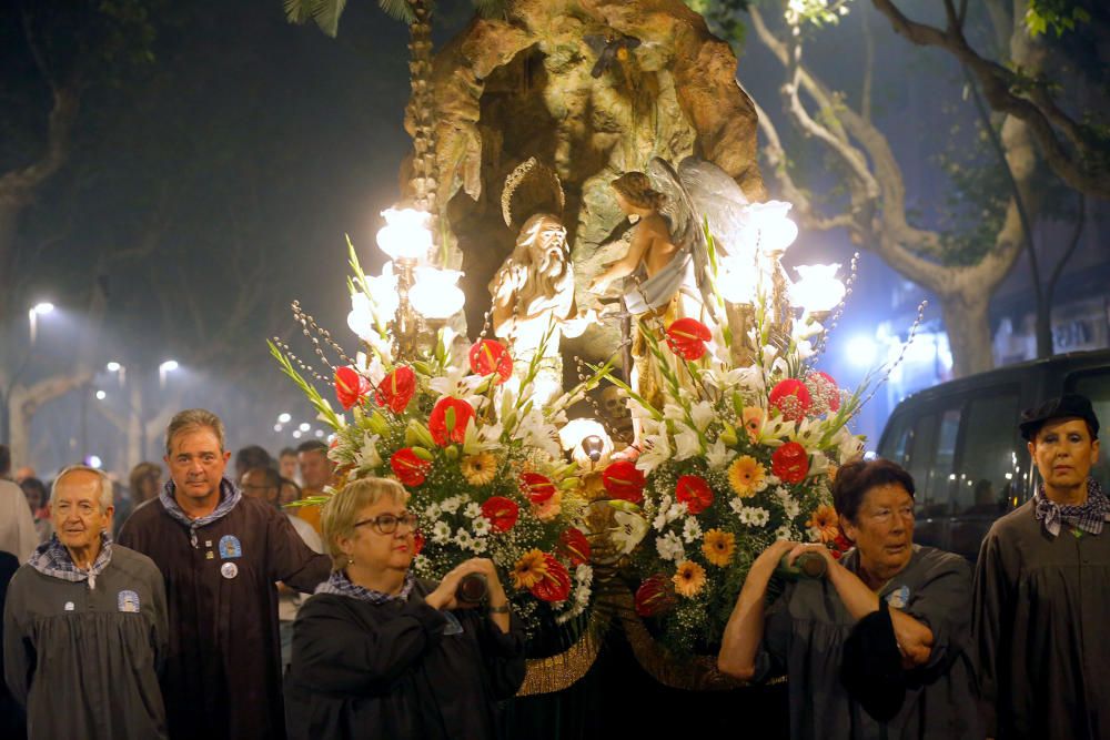 Instante de la Passejà de Sant Onofre celebrada el sábado por la noche en Quart de Poblet.