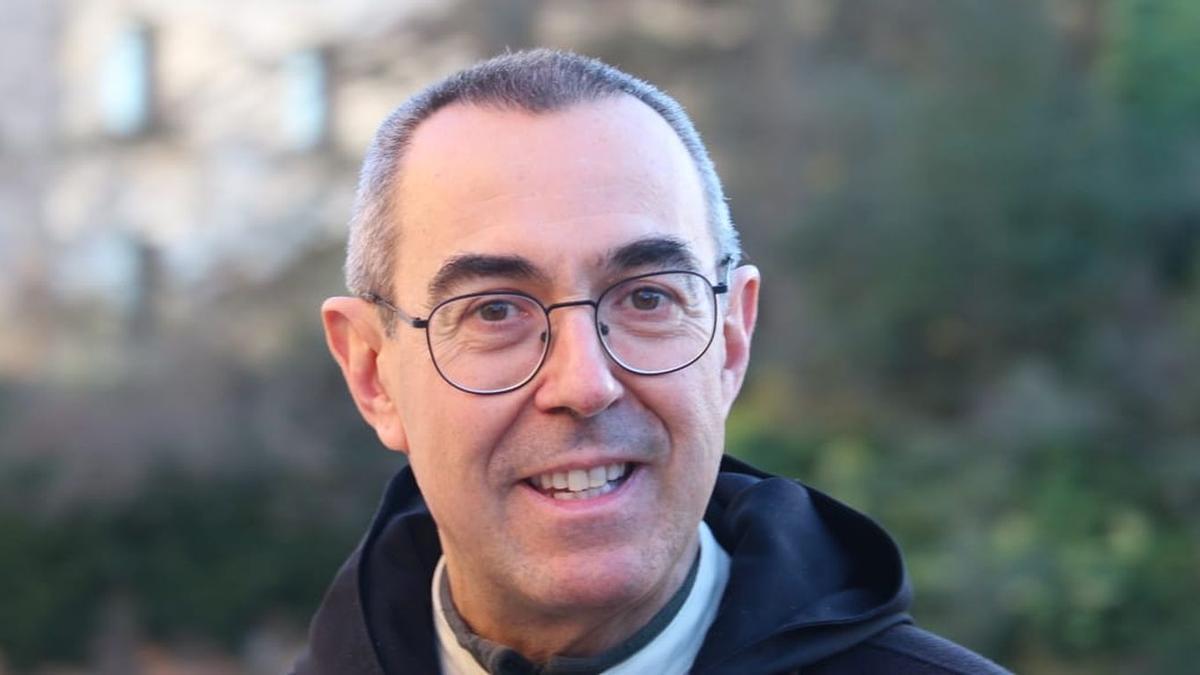 El vila-realenc Rafel Barrué, qui va ingressar fa 25 anys en la comunitat de monjos del Reial Monestir de Poblet, ha estat escollit abat d'aquest espai religiós.