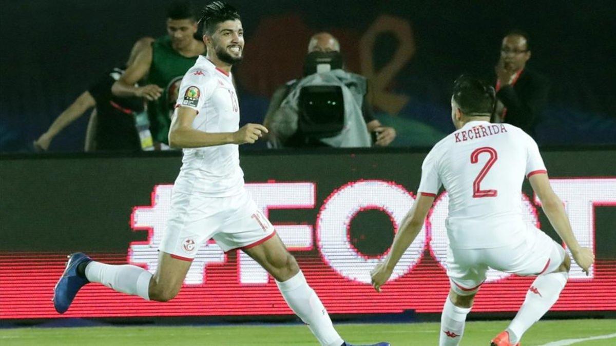 Sassi celebrando el primer gol del encuentro