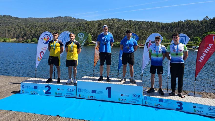 Pablo Álvarez y Pablo Graña, en el centro, en el podio de la Copa de España de Sprint.