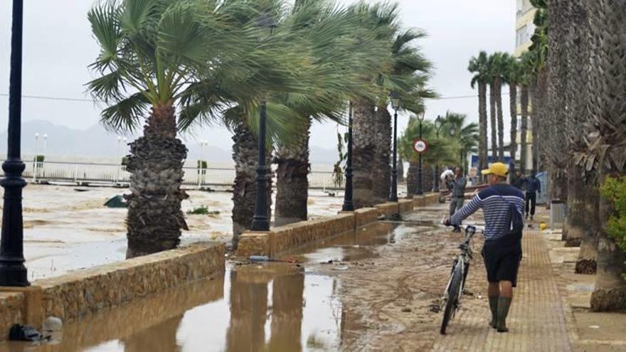 Huermur afirma que hay infraestructuras que han agravado las inundaciones