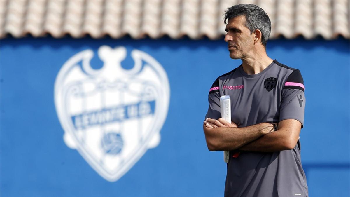 Juan Ramón López Muñiz, técnico del Levante, espera que su equipo sea competitivo frente al Real Madrid