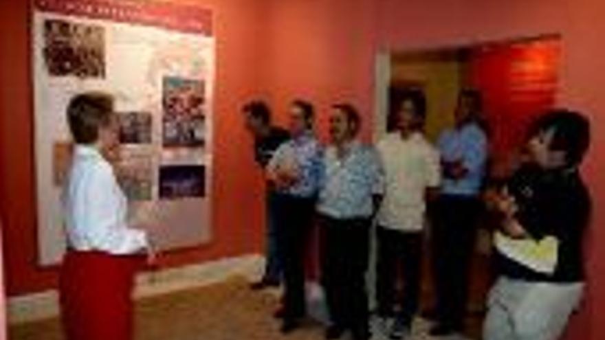 Un grupo de internos de la prisión visitan los museos de Bellas Artes y el de Luis de Morales
