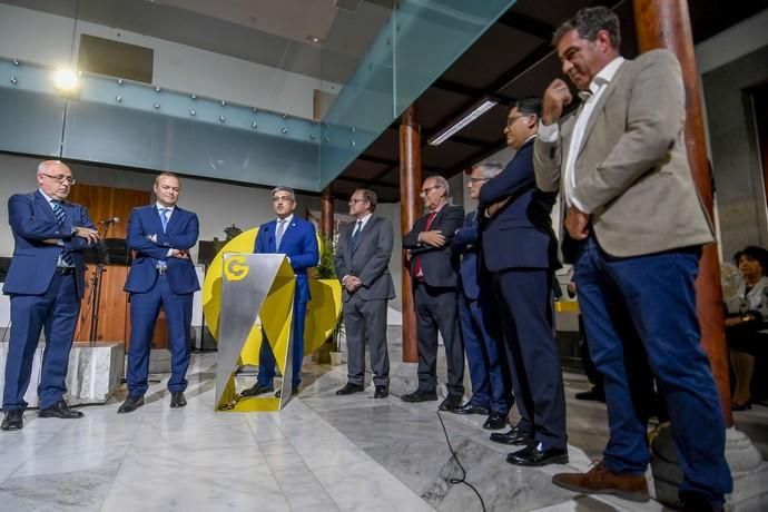 23-10-19 LAS PALMAS DE GRAN CANARIA. CASASA CONSISTORIALES. LAS PALMAS DE GRAN CANARIA. Exposición 40 años de Guaguas Municipales. Fotos: Juan Castro.  | 23/10/2019 | Fotógrafo: Juan Carlos Castro