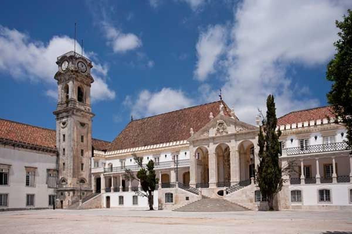 Plaza de la Universidad de Coimbra.