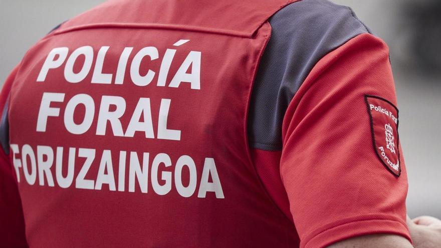 Deux personnes arrêtées après avoir emmené un mineur placé en acogimiento et pris la fuite dans une voiture volée en Navarre