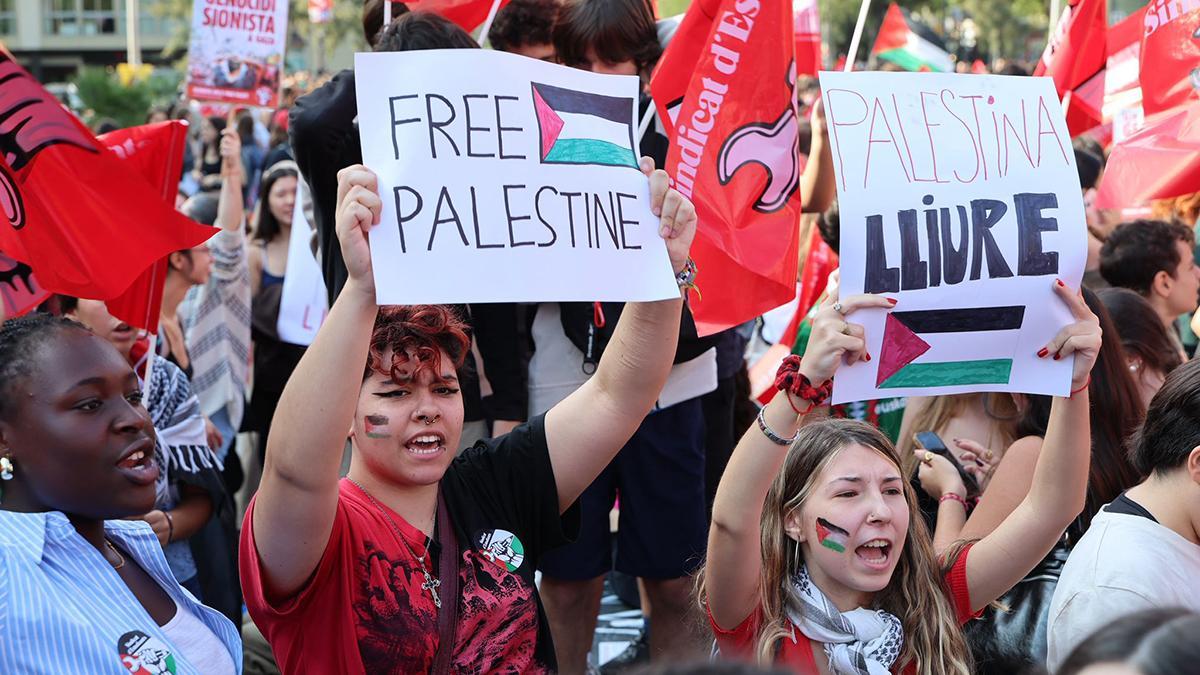 Manifestación de estudiantes en favor de Palestina en Barcelona