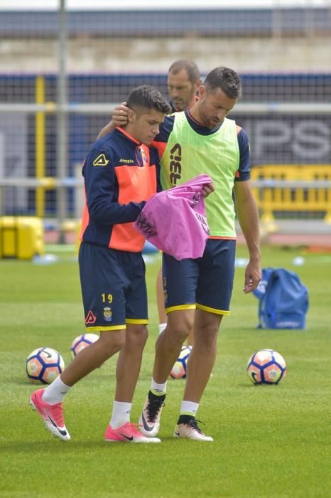 Entrenamiento de la Unión Deportiva Las Palmas ...