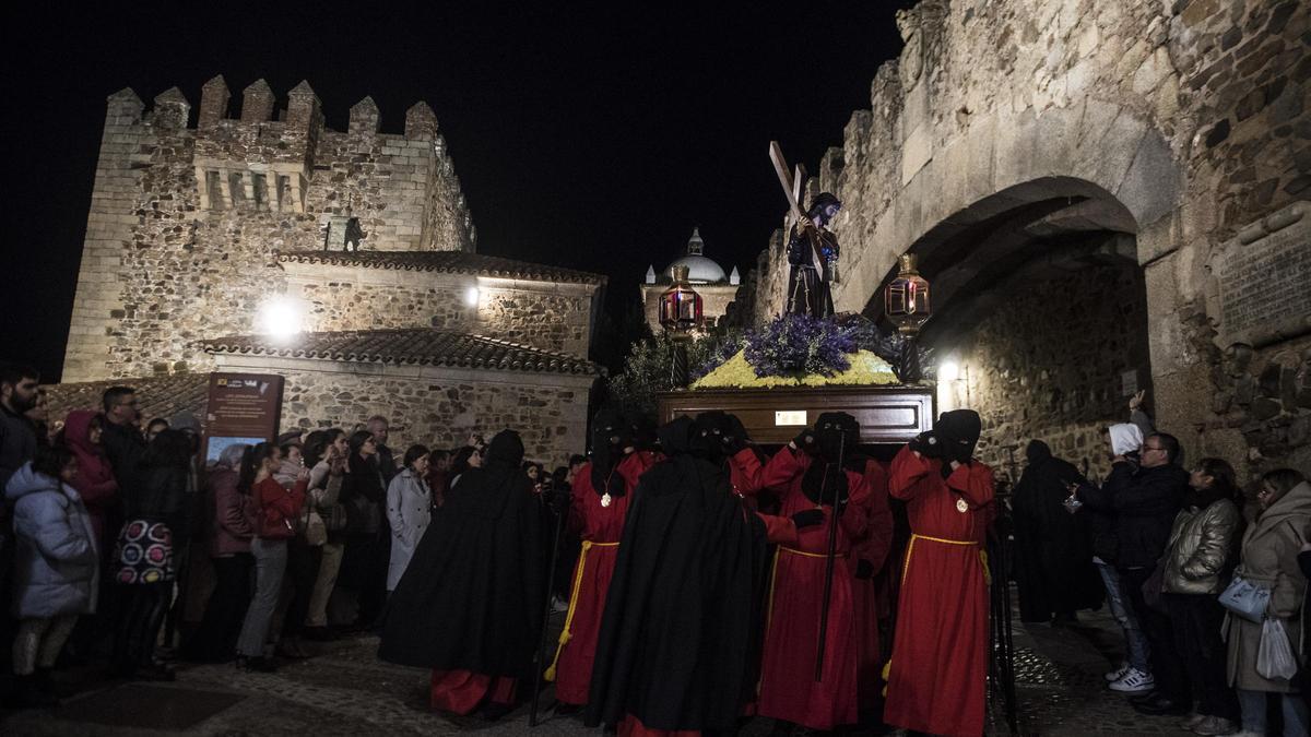 Así ha sido el Lunes Santo en Cáceres