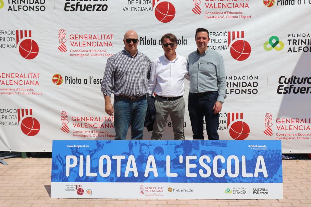 Pilota a l’Escola despedix  el curs al gran a Piles