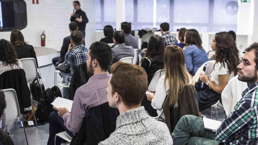 Jornada sobre nuevas tecnologías y calzado en Alicante