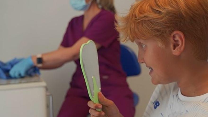 La colocación de brackets para la corrección dental