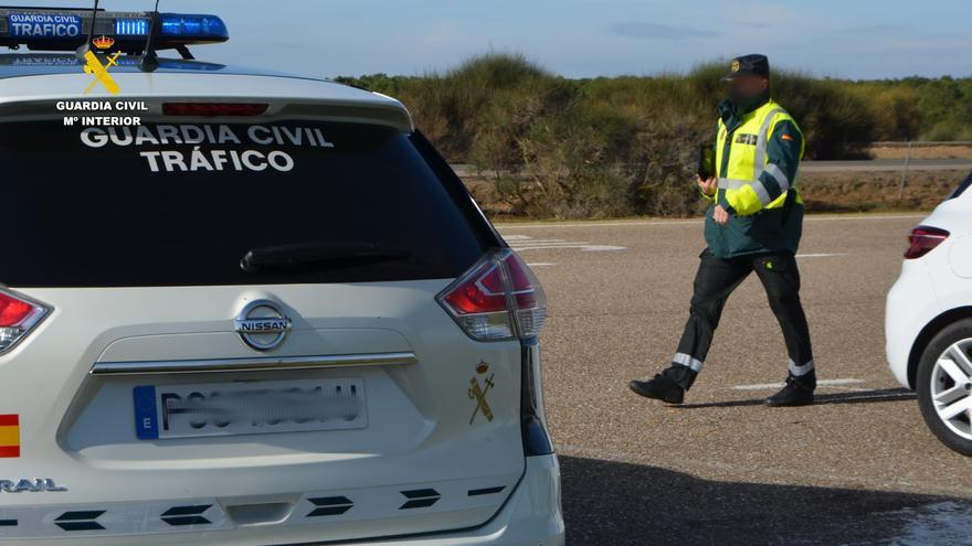 Pillado en la N-630 cerca de Zamora conduciendo con el carnet retirado por sentencia judicial