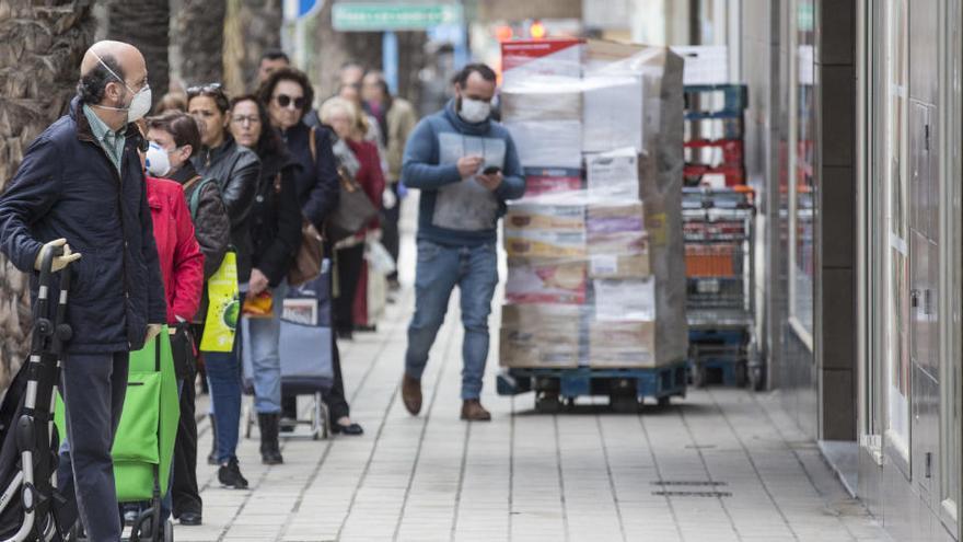 Coronavirus | ¿Pueden multarme si voy a comprar al supermercado?