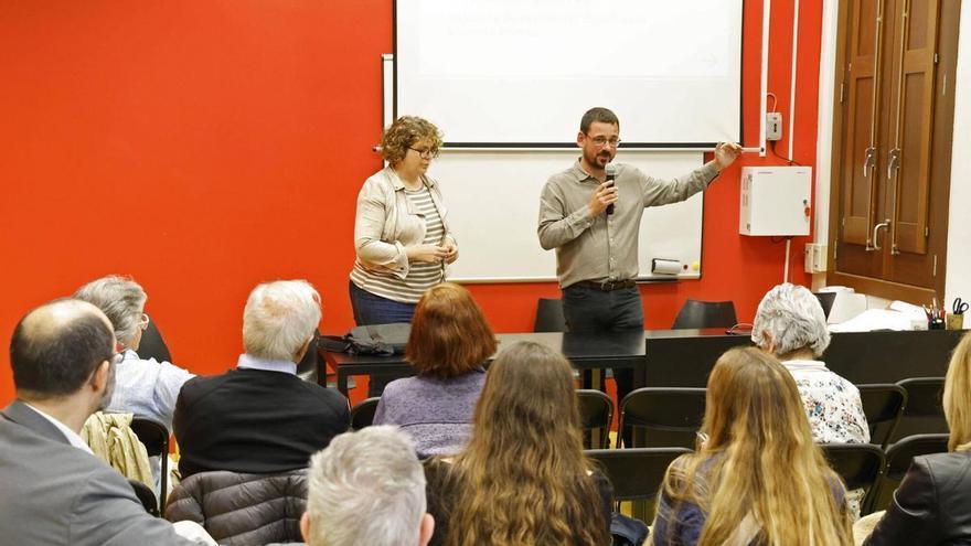 Les imatges de la reunió dels veins de la ronda ferran puig