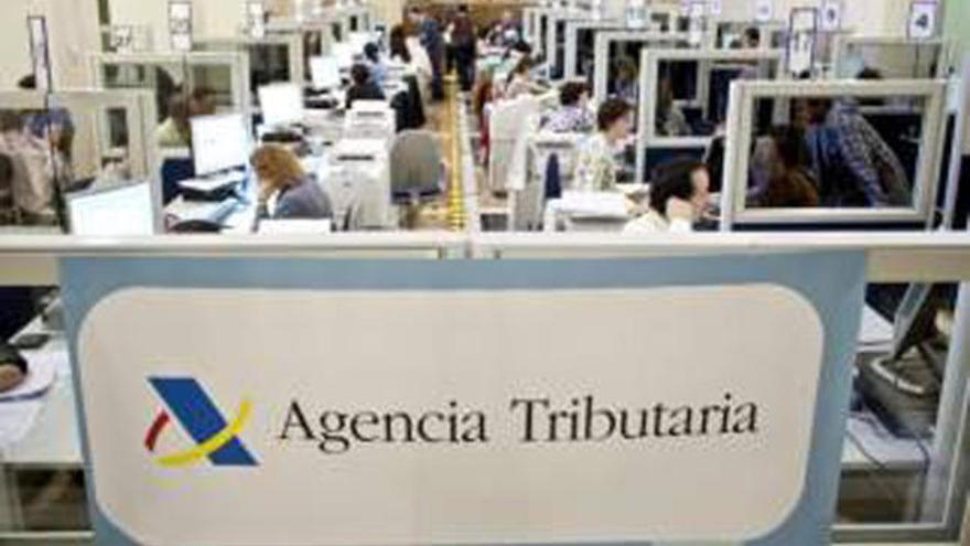 Denuncian que la Agencia Tributaria Canaria prioriza la contratación privada